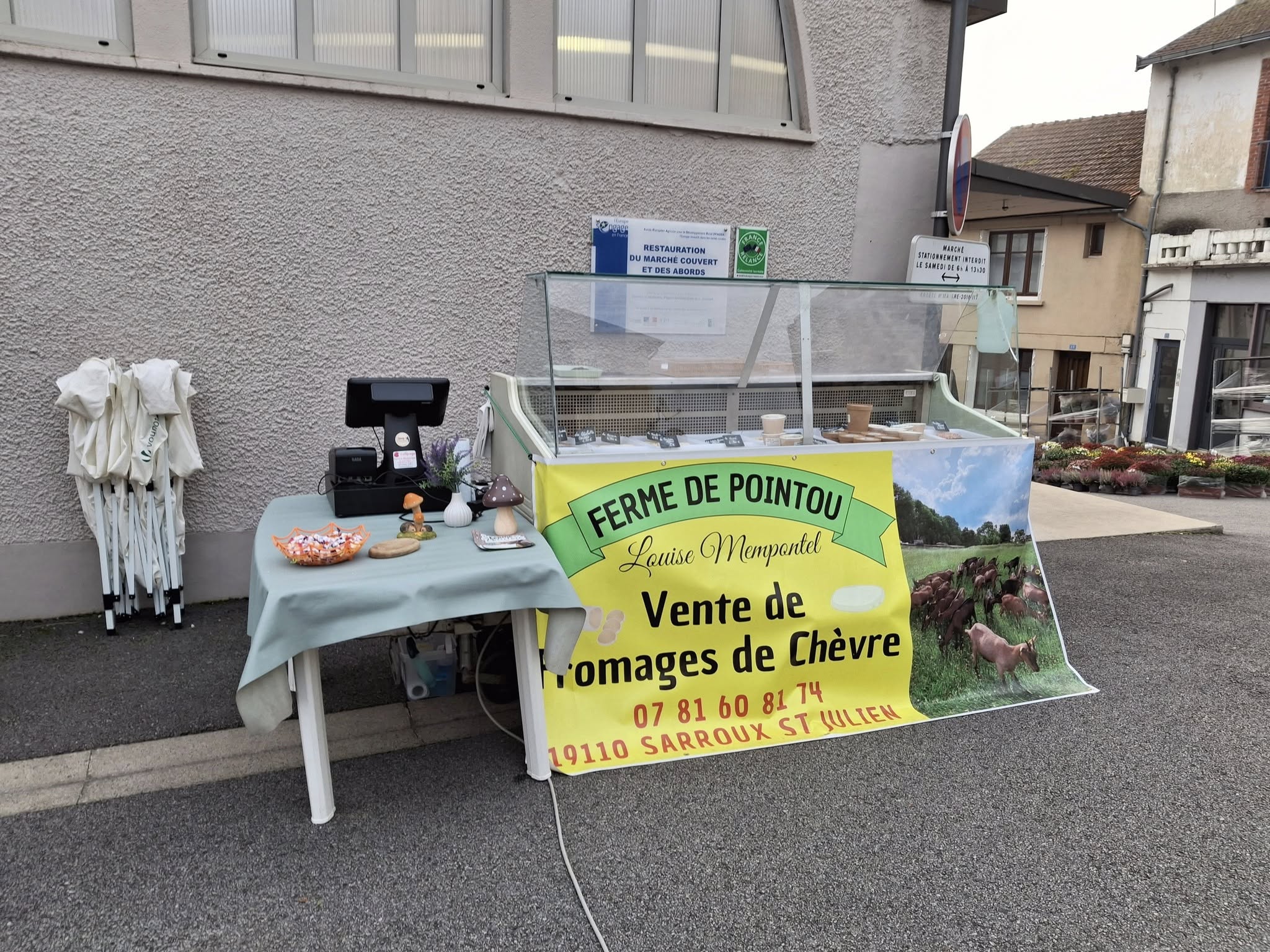 Elevage de chèvre Sarroux-Saint-Julien 